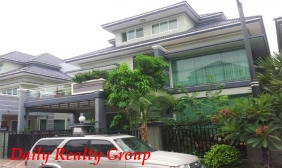 Villa For Sale