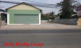 Warehouse For Rent