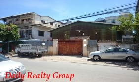 Warehouse For Rent