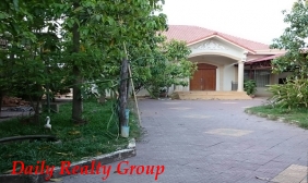 Villa For Rent